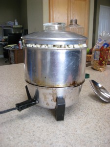 old-fashioned popcorn popper old-fashioned popcorn popper