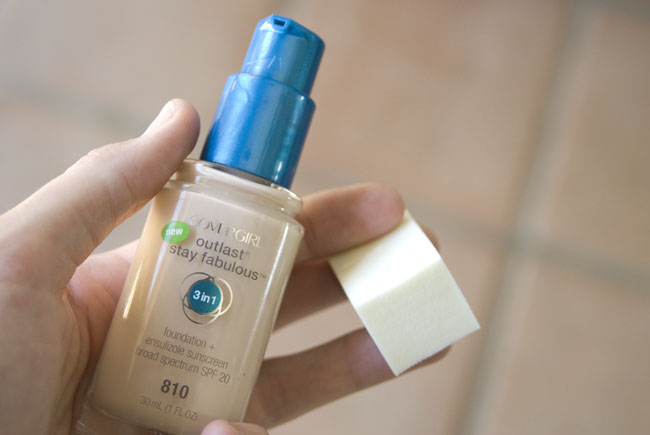 COVERGIRL® Outlast Stay Fabulous 3-in-1 Foundation